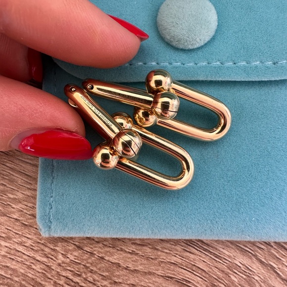 TIFFANY & CO
Yellow gold Large HardWear earrings - Picture 6 of 12